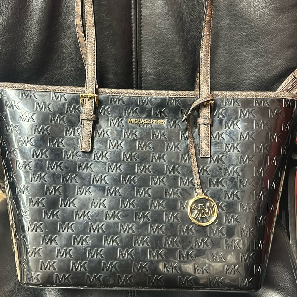 Brand New Michael Kors Saffiano Leather Large Jet Set Travel TZ Tote